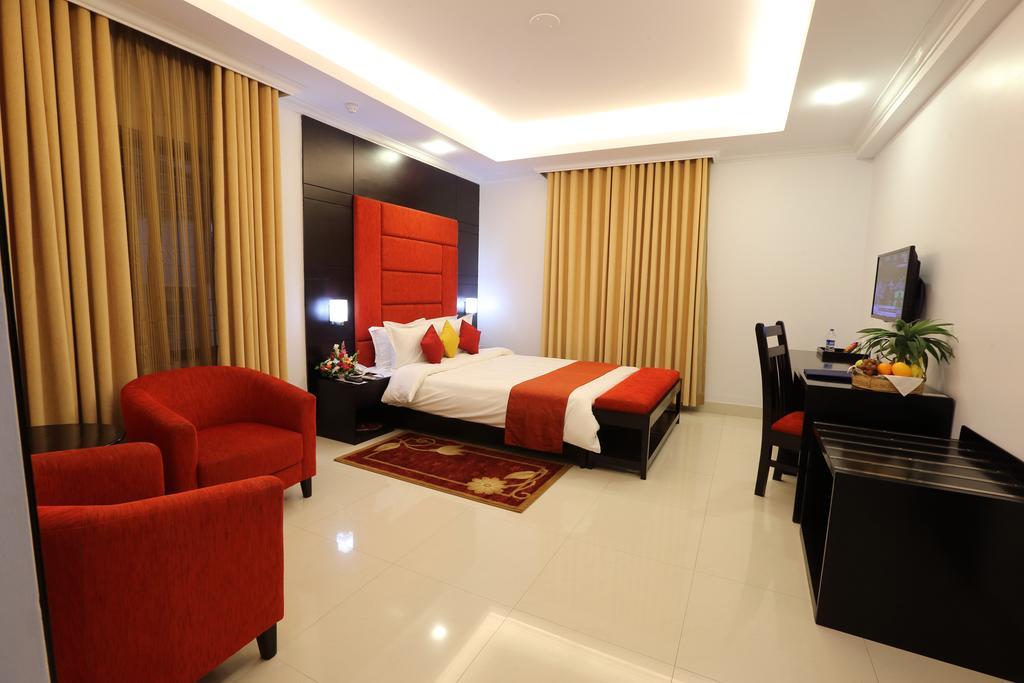 Nascent Gardenia Baridhara Hotel Dhaka Room photo