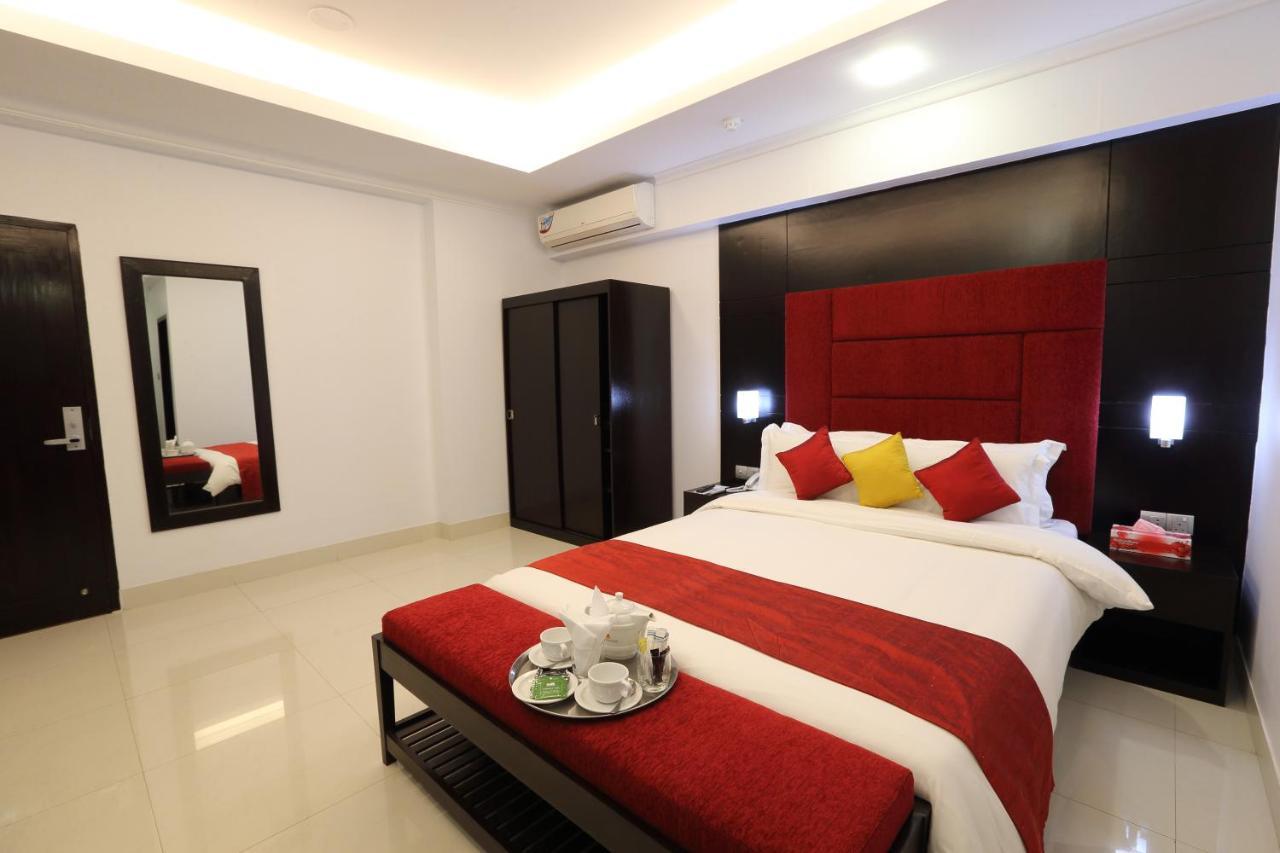 Nascent Gardenia Baridhara Hotel Dhaka Room photo